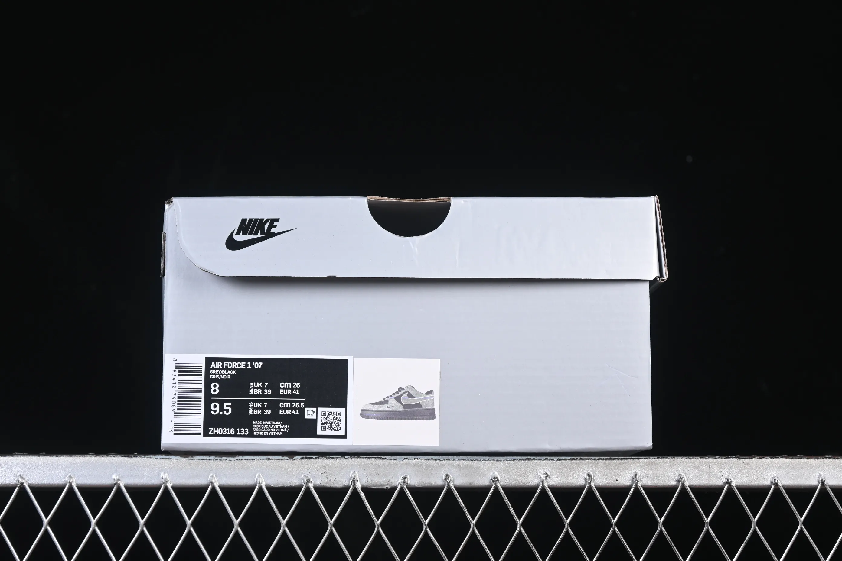 All categories Nk Air Force 1 Air Force series Nk Air Force 1 Low Air Force low-top Nike Air Force 1'07 Low gray and black suede Air Force 1 low-top casual sneakers ZH0316-133